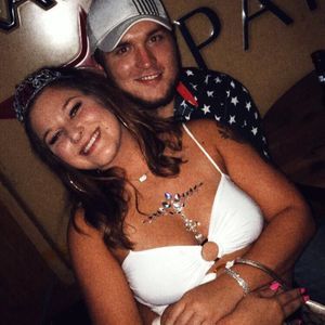 Meet your Posher, Halie